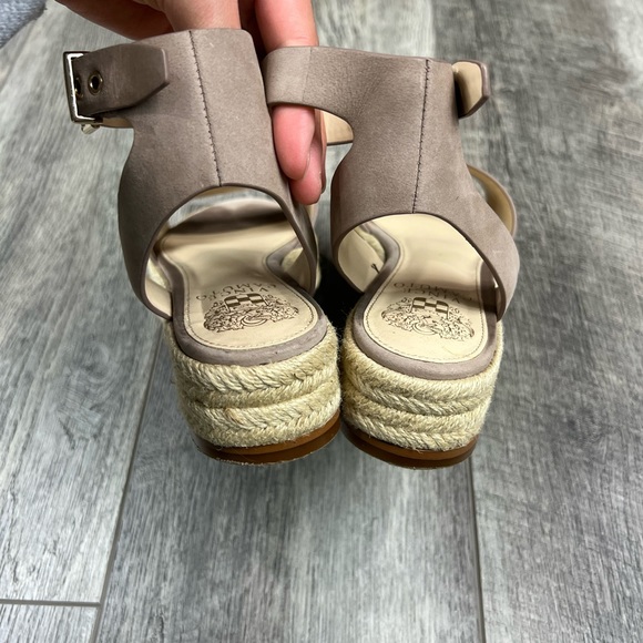 Vince Camuto Mauve Platform Sandals - Picture 8 of 11